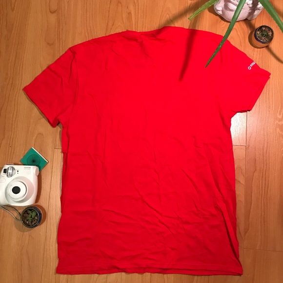 CANADA 150 Red T-shirt - Picture 3 of 4
